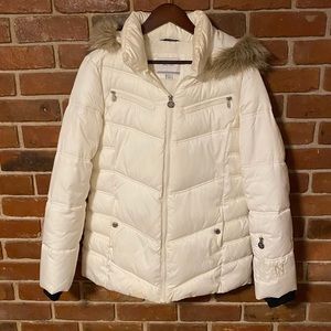 Nautica Shimmer Cream/White Coat size Large